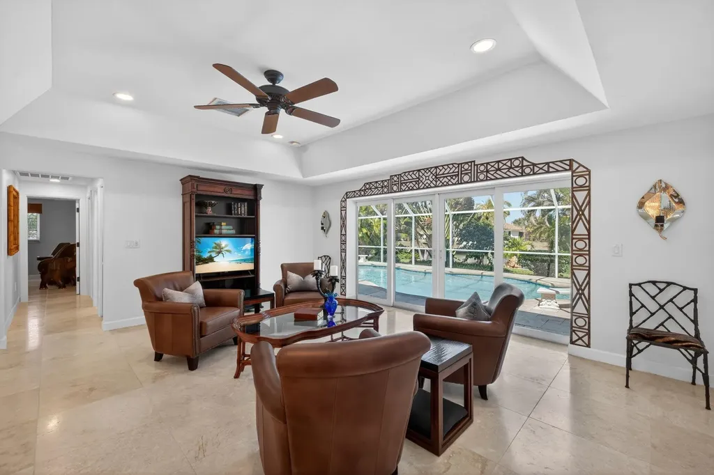 738 Anchor Drive Sanibel FL 33957