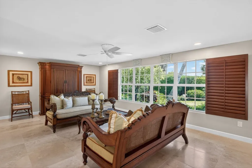 738 Anchor Drive Sanibel FL 33957
