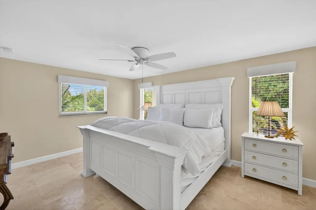 738 Anchor Drive Sanibel FL 33957