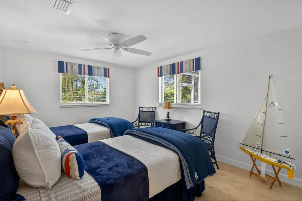 738 Anchor Drive Sanibel FL 33957