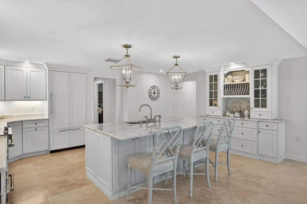 738 Anchor Drive Sanibel FL 33957