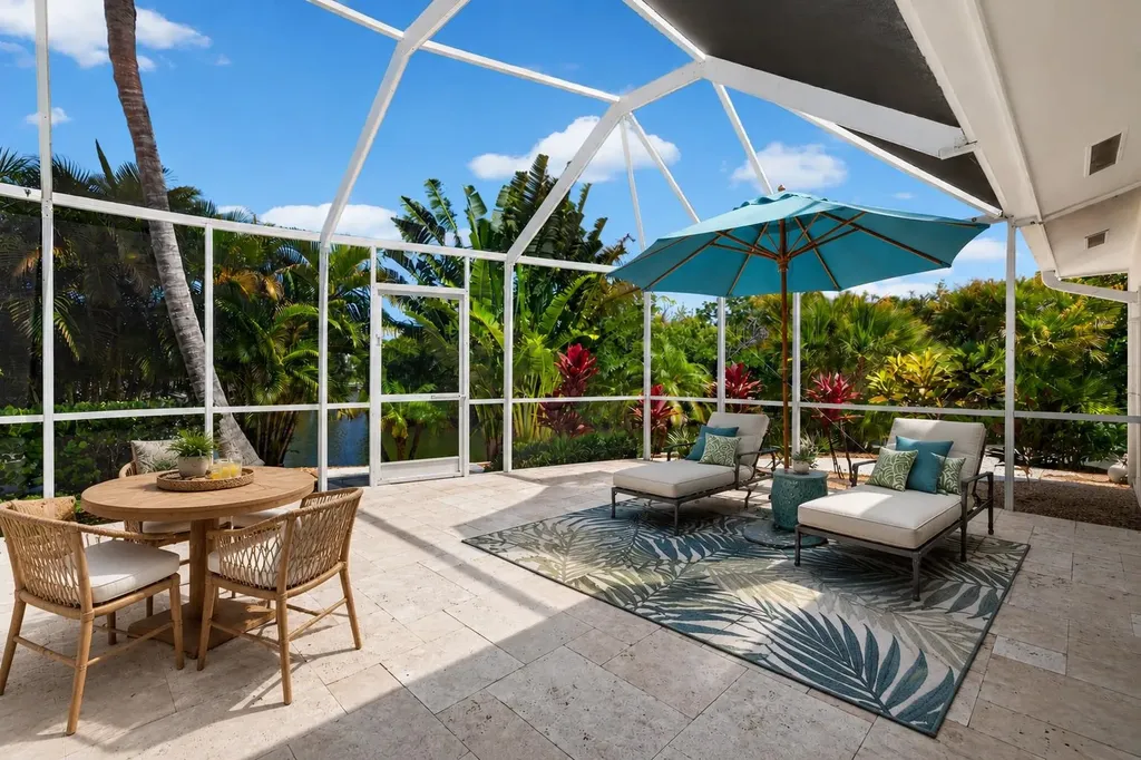 738 Anchor Drive Sanibel FL 33957