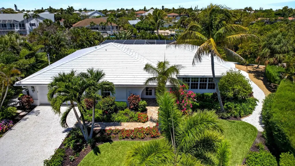 738 Anchor Drive Sanibel FL 33957