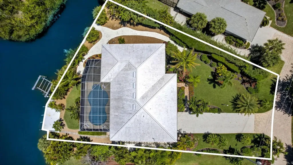 738 Anchor Drive Sanibel FL 33957