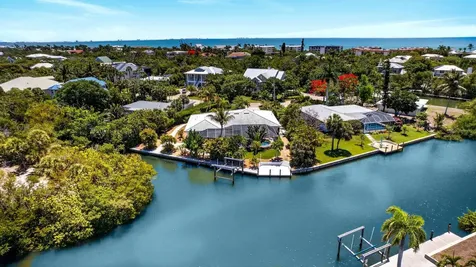 738 Anchor Drive Sanibel FL 33957