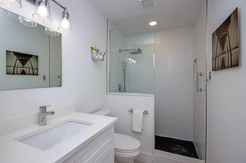 561 Periwinkle Way Sanibel FL 33957