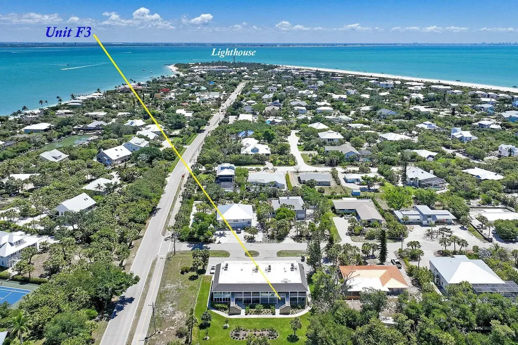 561 Periwinkle Way Sanibel FL 33957