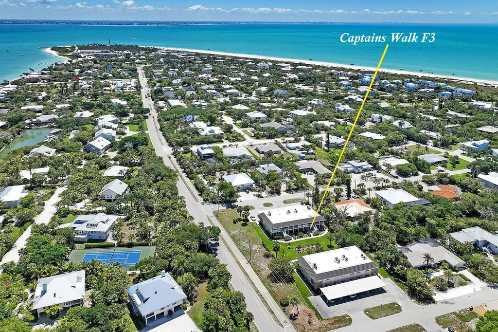 561 Periwinkle Way Sanibel FL 33957