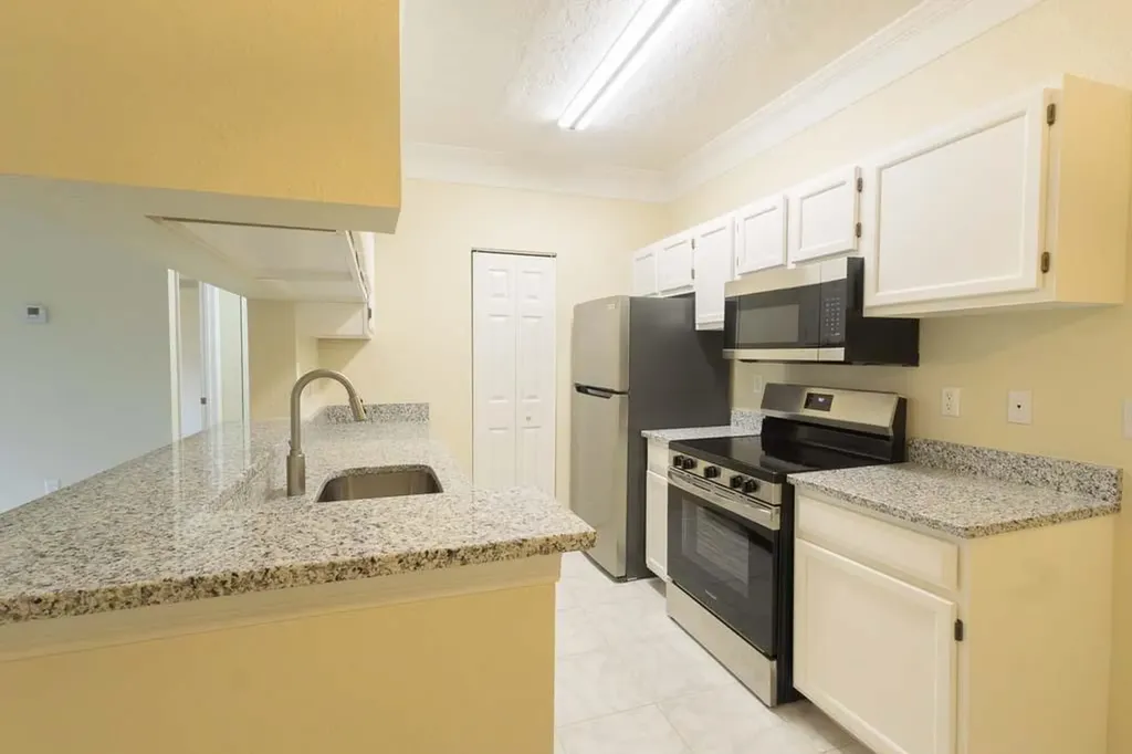 11521 Villa Grand Fort Myers FL 33913