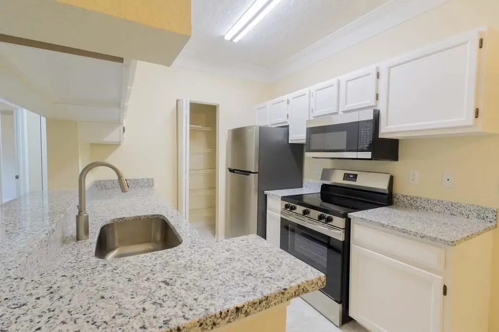 11521 Villa Grand Fort Myers FL 33913
