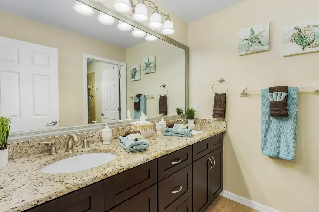 132 SE 27th Terrace Cape Coral FL 33904