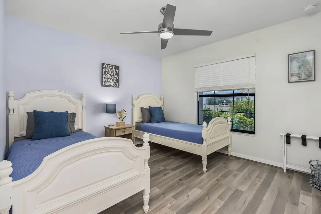 132 SE 27th Terrace Cape Coral FL 33904