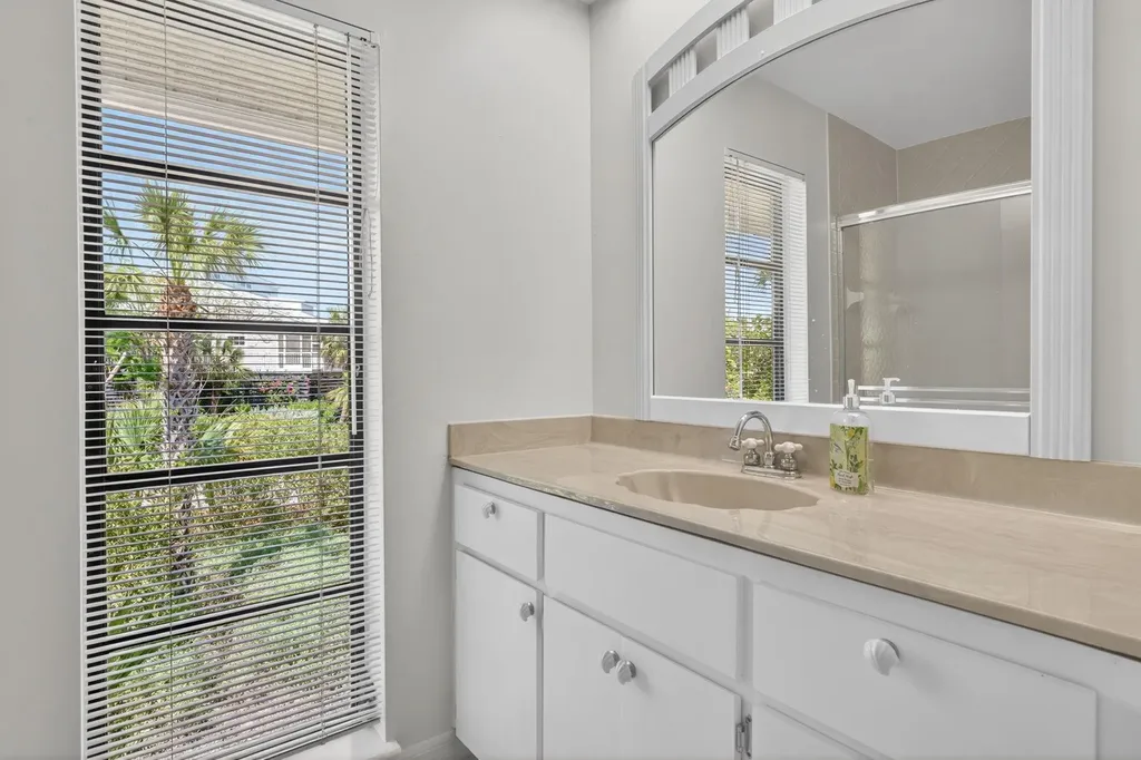 4556 Bowen Bayou Road Sanibel FL 33957