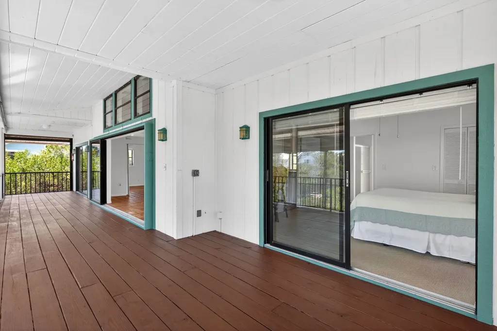 4556 Bowen Bayou Road Sanibel FL 33957