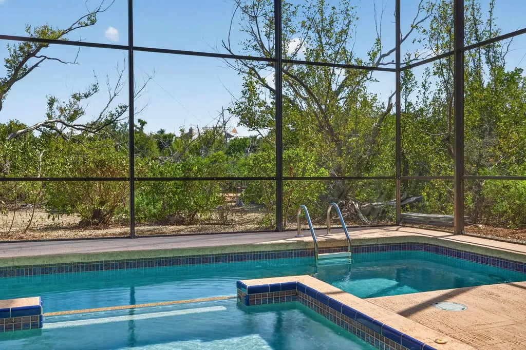 4556 Bowen Bayou Road Sanibel FL 33957