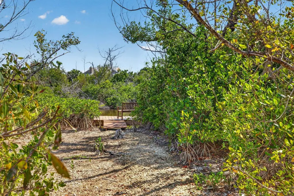 4556 Bowen Bayou Road Sanibel FL 33957