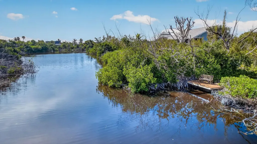 4556 Bowen Bayou Road Sanibel FL 33957