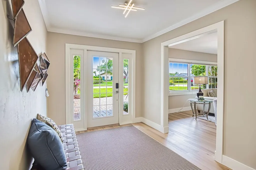 880 Deep Lagoon Lane Fort Myers FL 33919