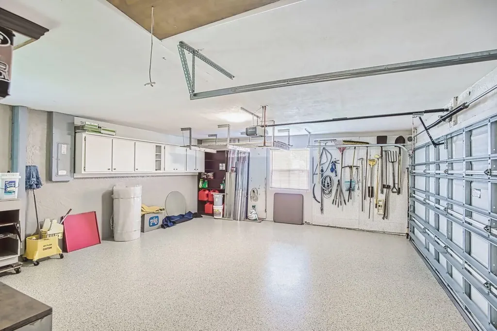 880 Deep Lagoon Lane Fort Myers FL 33919