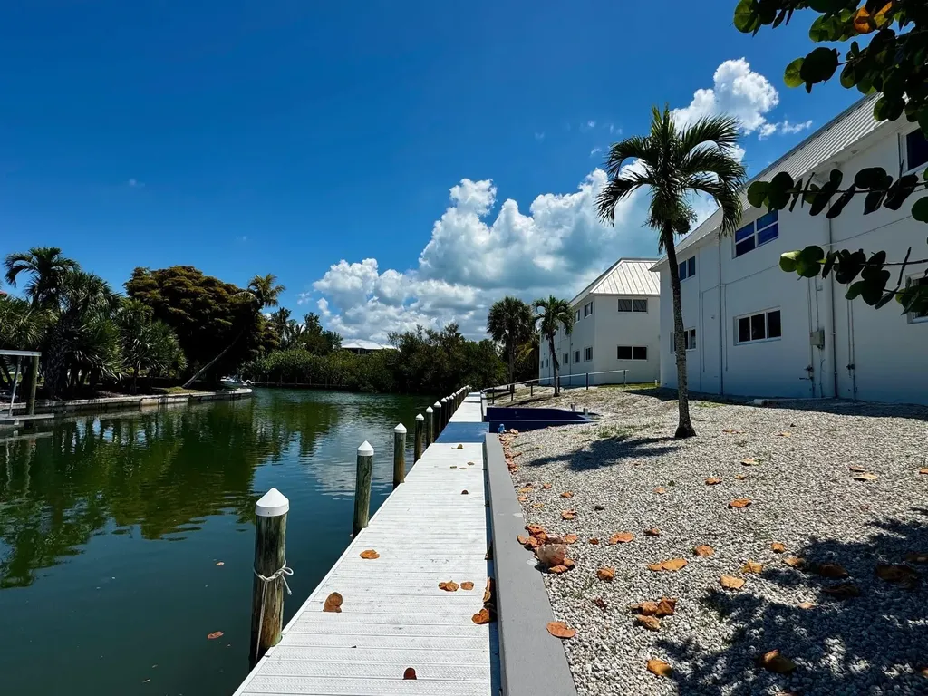 805 E Gulf Drive Sanibel FL 33957