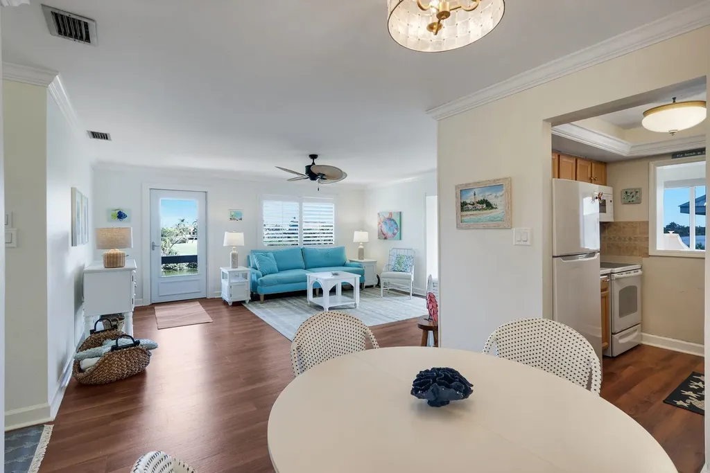 1610 Middle Gulf Drive Sanibel FL 33957