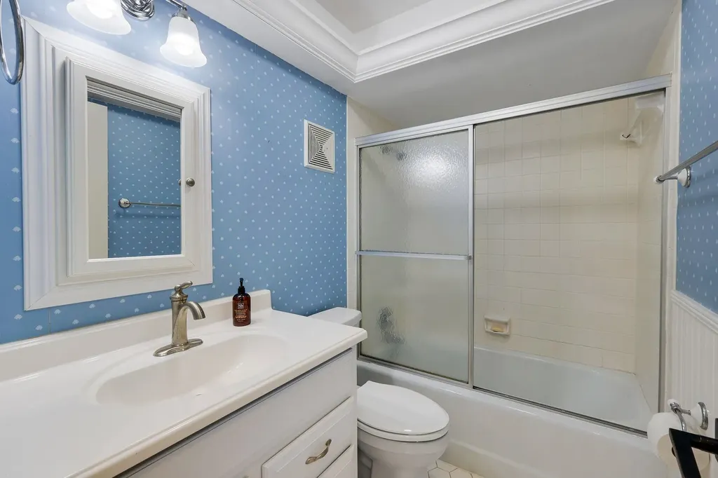 1610 Middle Gulf Drive Sanibel FL 33957