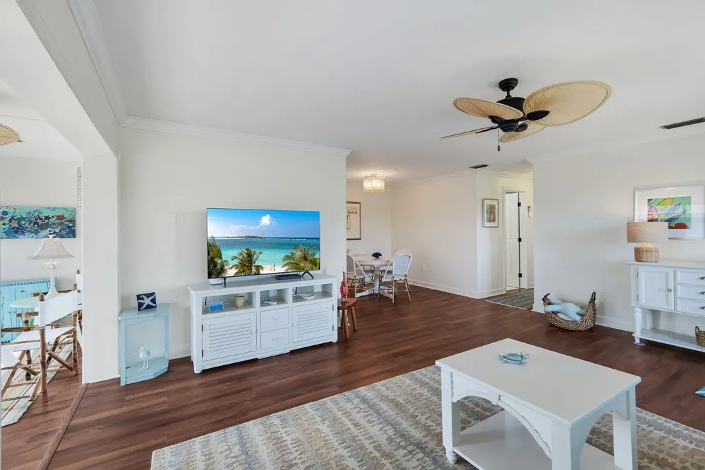 1610 Middle Gulf Drive Sanibel FL 33957