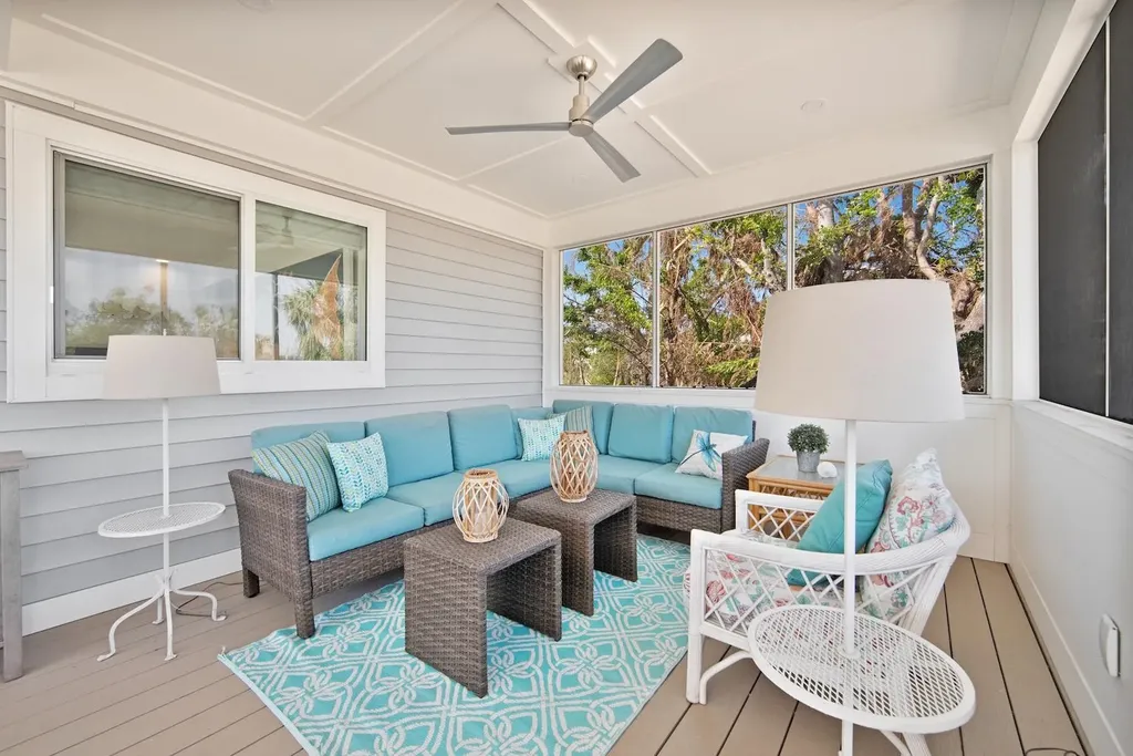 2499 Harbour Lane Sanibel FL 33957
