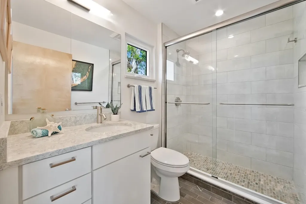 2499 Harbour Lane Sanibel FL 33957