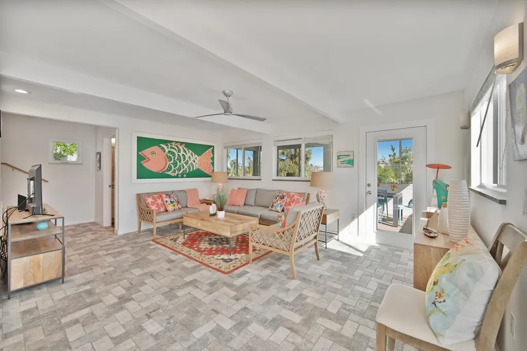 2499 Harbour Lane Sanibel FL 33957