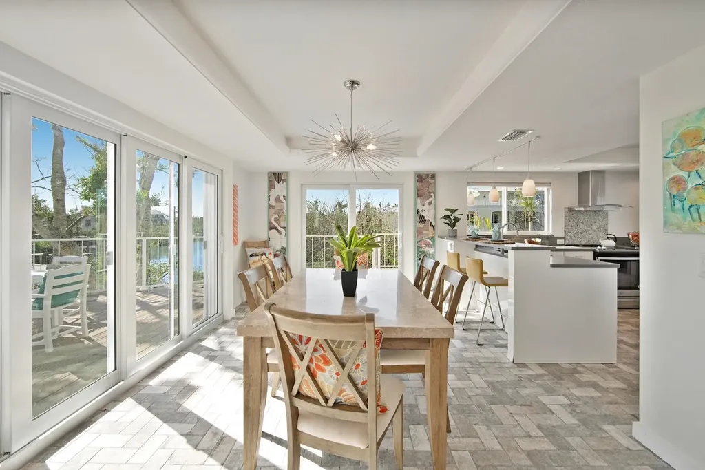 2499 Harbour Lane Sanibel FL 33957