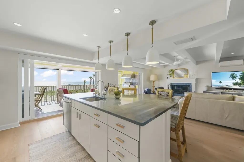 1 Sunset Captiva Lane Captiva FL 33924