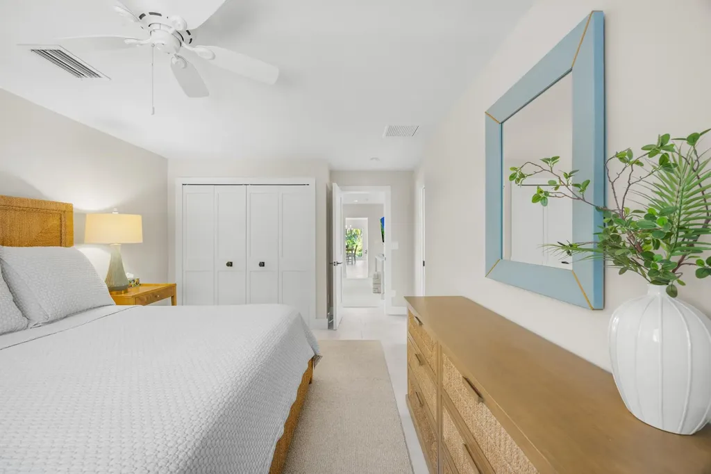 283 Palm Lake Drive Sanibel FL 33957