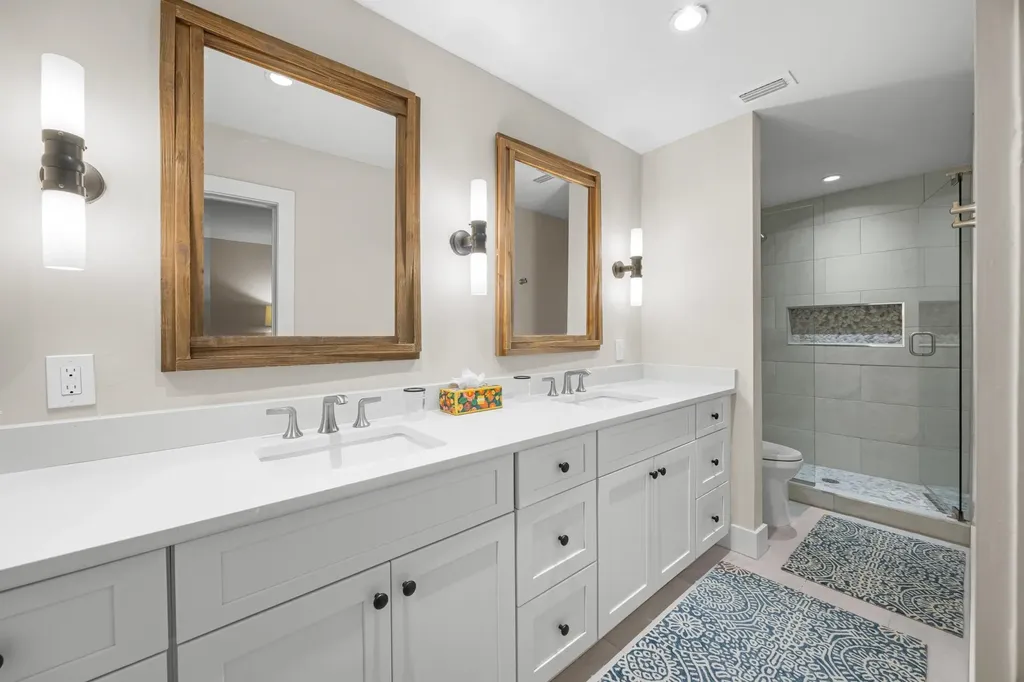 283 Palm Lake Drive Sanibel FL 33957