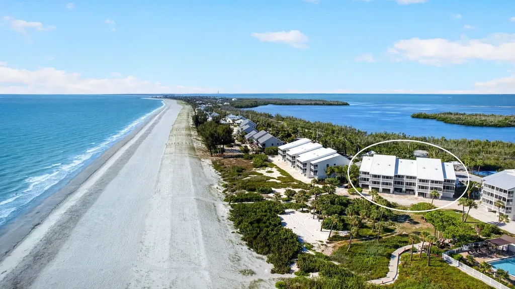 2125 Gulf Beach Villas Captiva FL 33924
