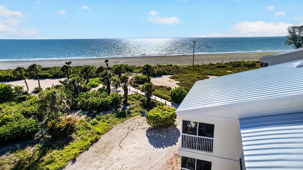 2125 Gulf Beach Villas Captiva FL 33924