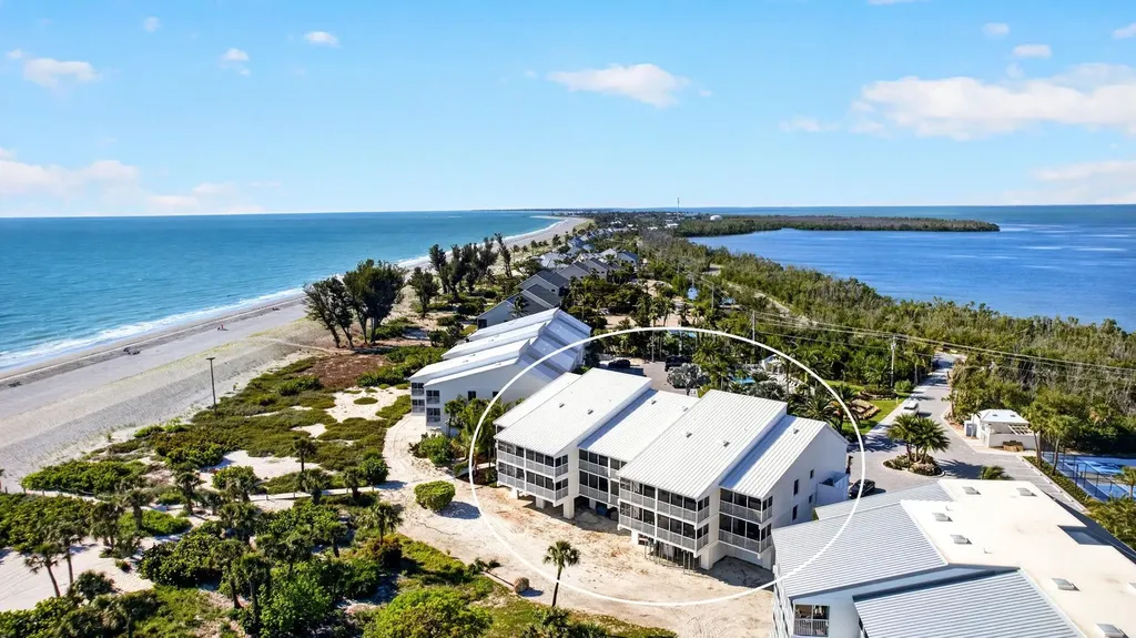 2125 Gulf Beach Villas Captiva FL 33924