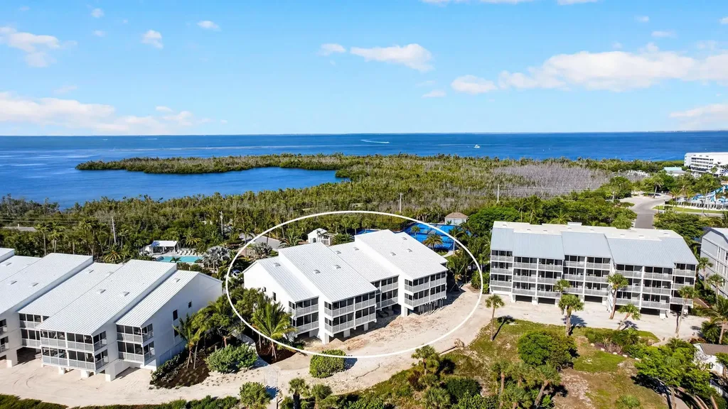 2125 Gulf Beach Villas Captiva FL 33924