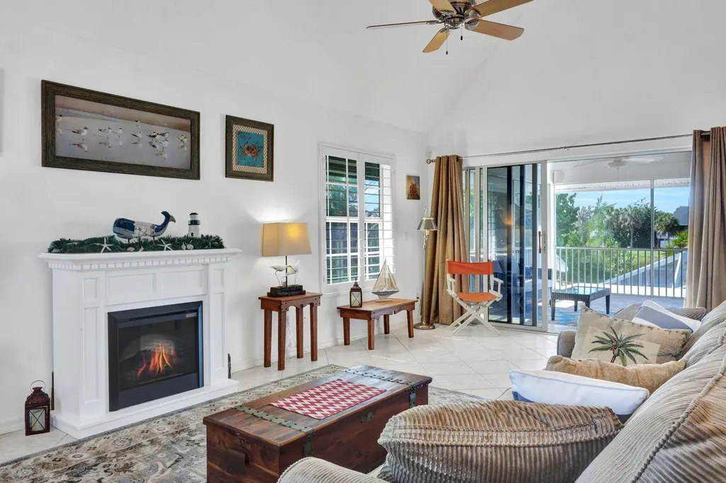 9007 Mockingbird Drive Sanibel FL 33957