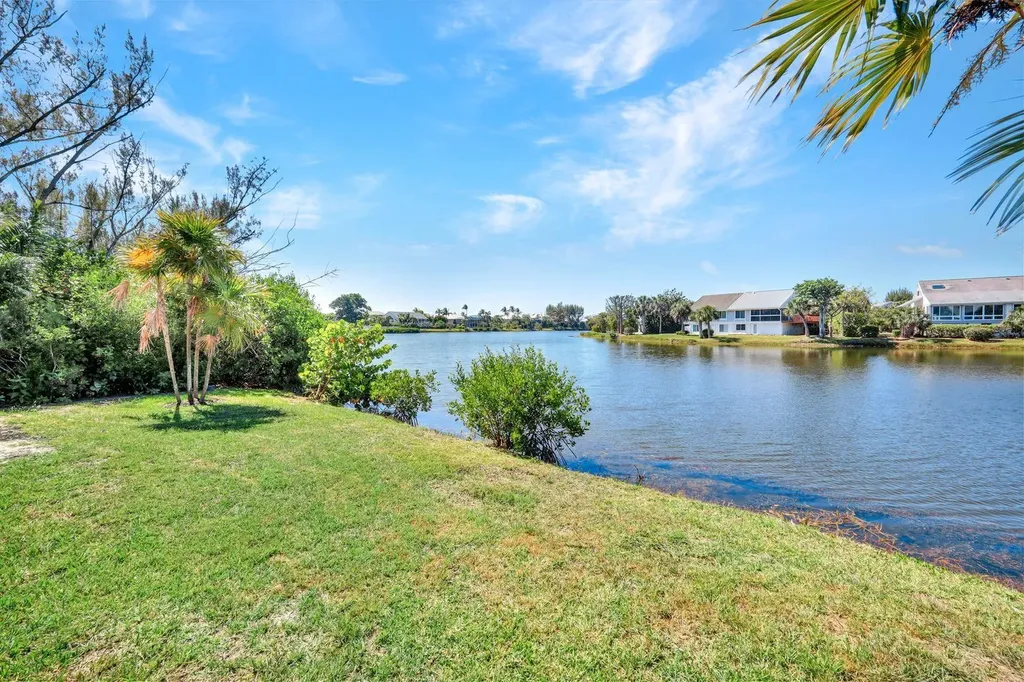 9007 Mockingbird Drive Sanibel FL 33957