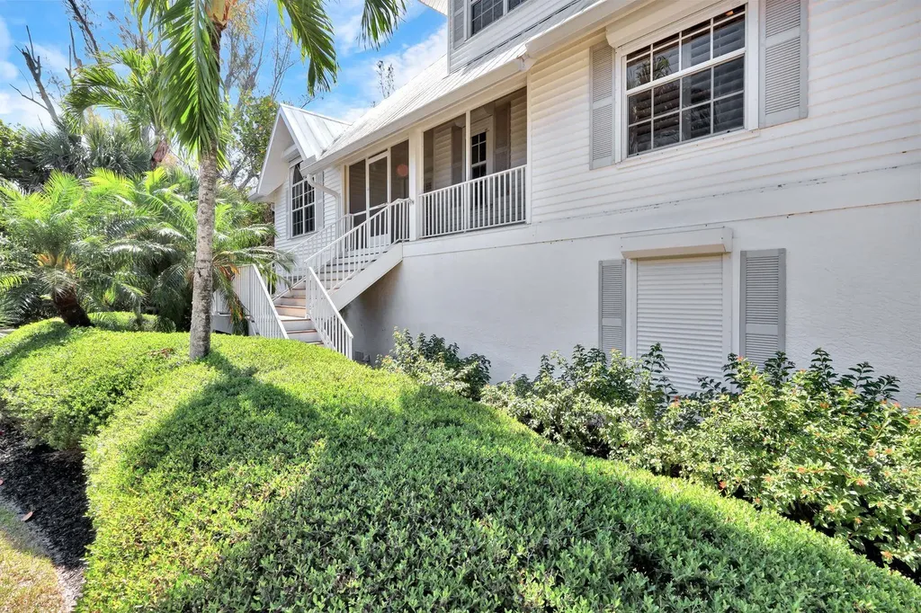 9007 Mockingbird Drive Sanibel FL 33957