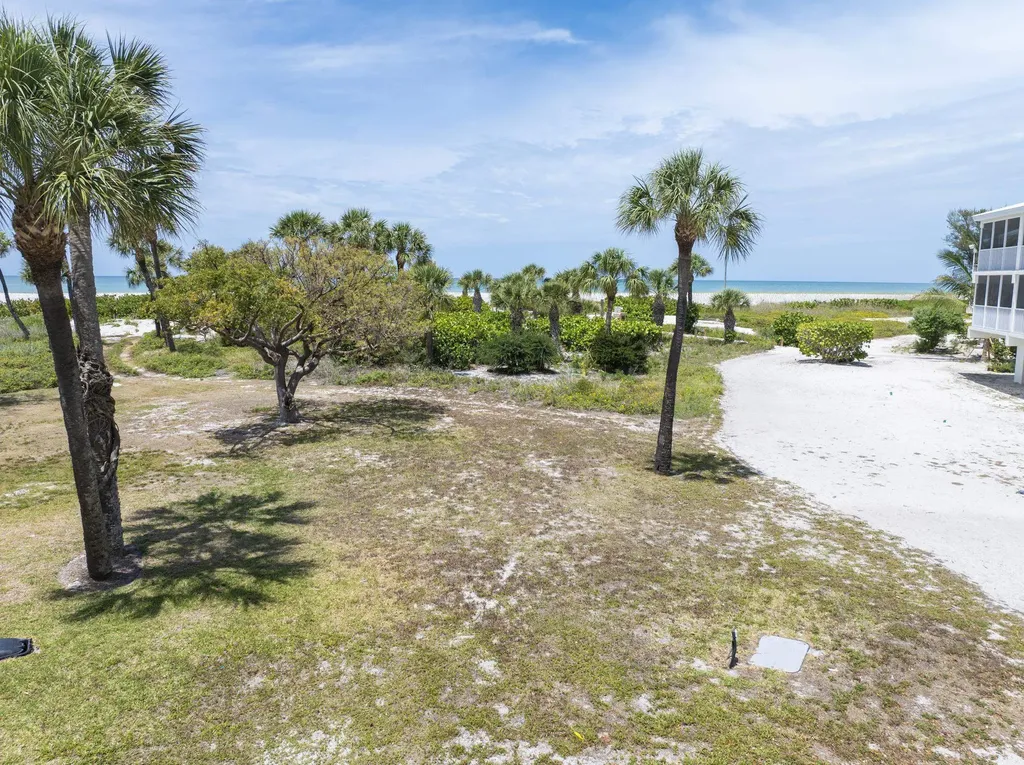 2216 Beach Villas Captiva FL 33924