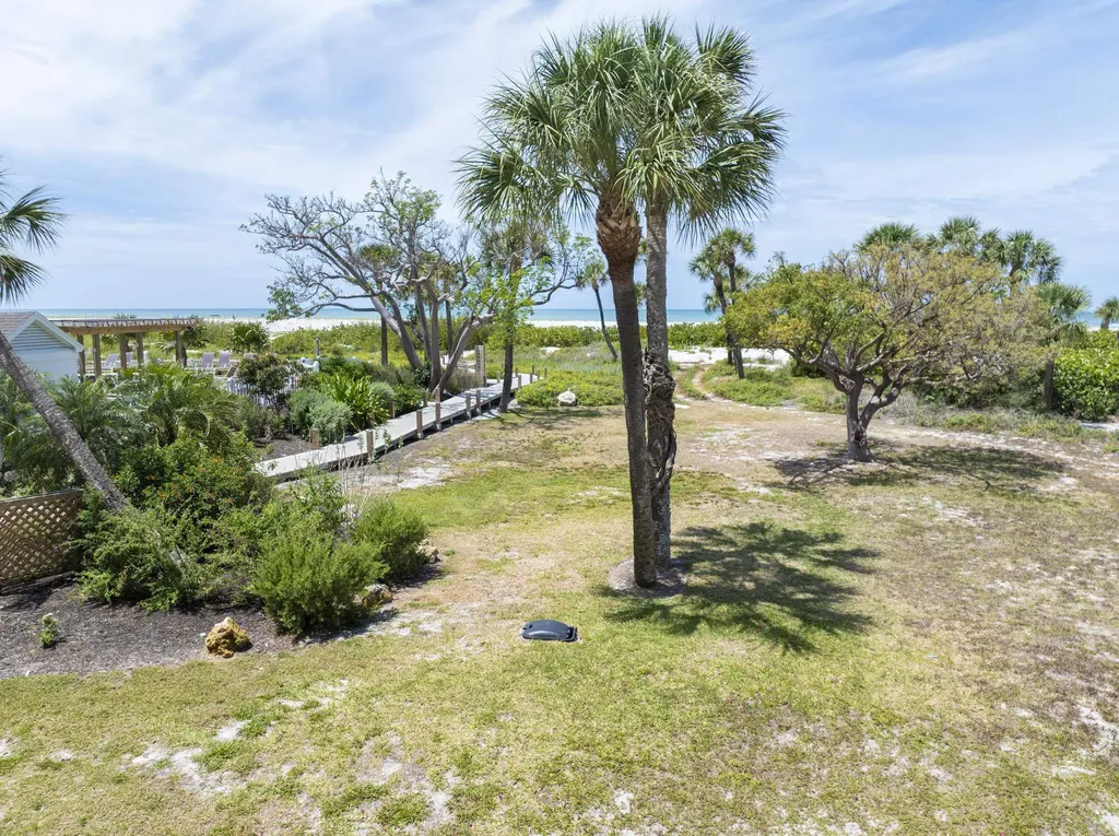 2216 Beach Villas Captiva FL 33924