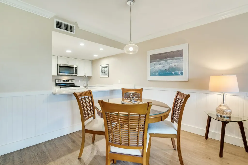2216 Beach Villas Captiva FL 33924