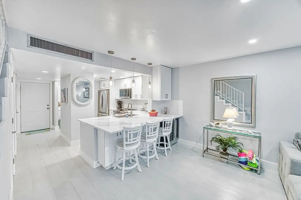 820 E Gulf Drive Sanibel FL 33957
