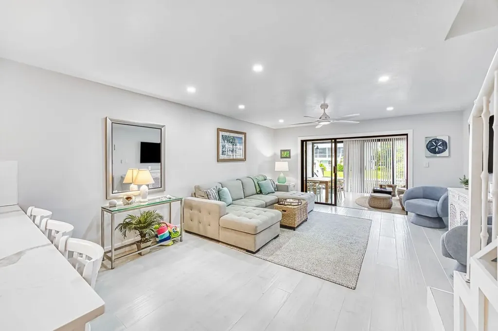 820 E Gulf Drive Sanibel FL 33957