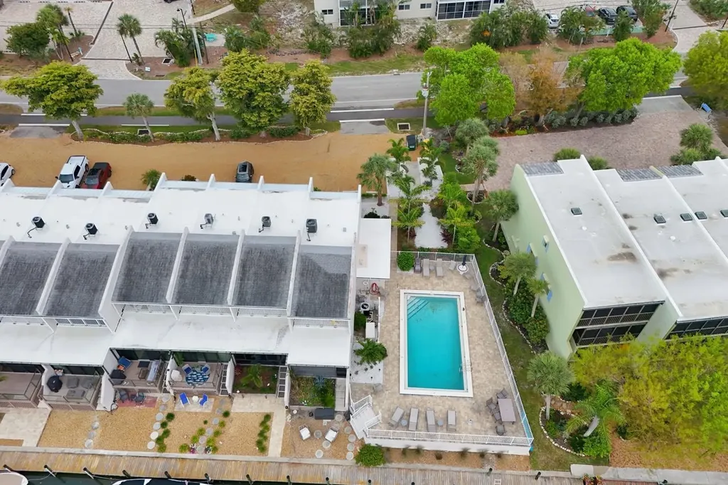 820 E Gulf Drive Sanibel FL 33957