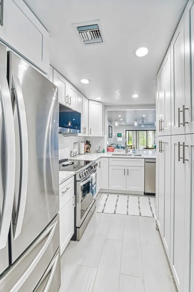 820 E Gulf Drive Sanibel FL 33957