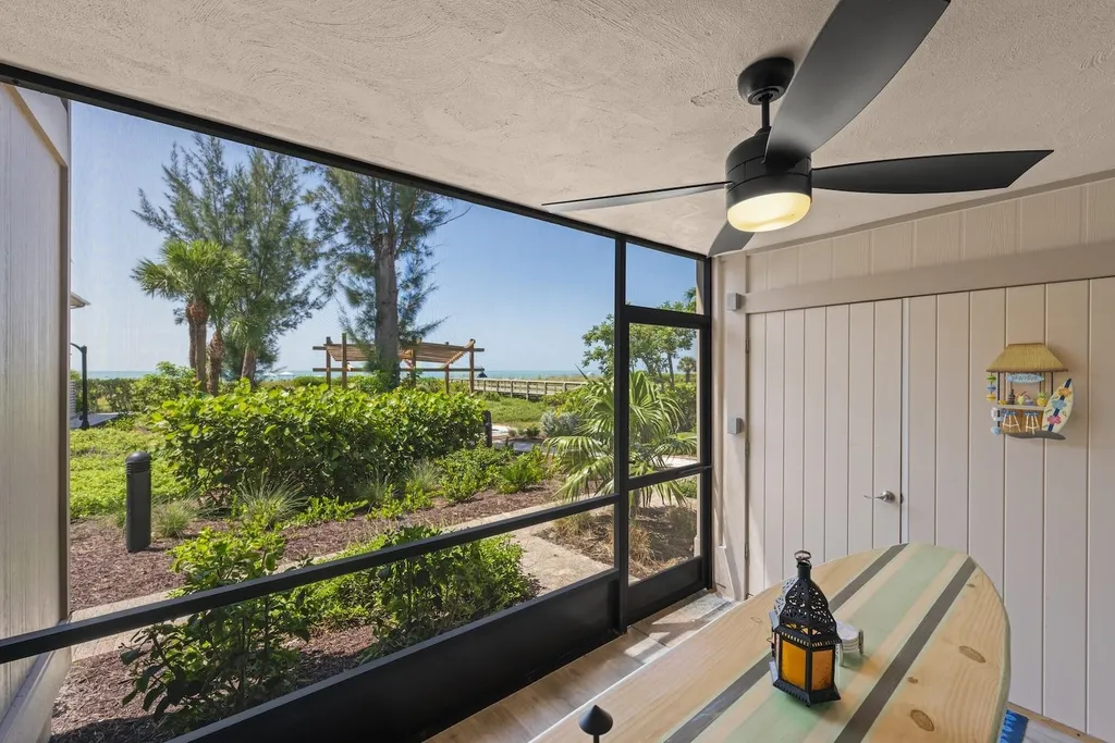 625 Nerita Street Sanibel FL 33957-6803