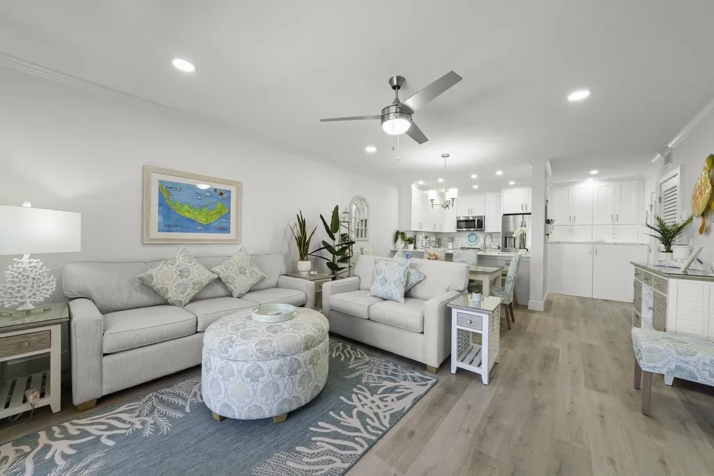 625 Nerita Street Sanibel FL 33957-6803